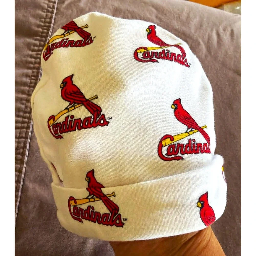 Hitwear St Louis Cardinals MLB Infant Newborn Beanie Cap Hat White Red Logo